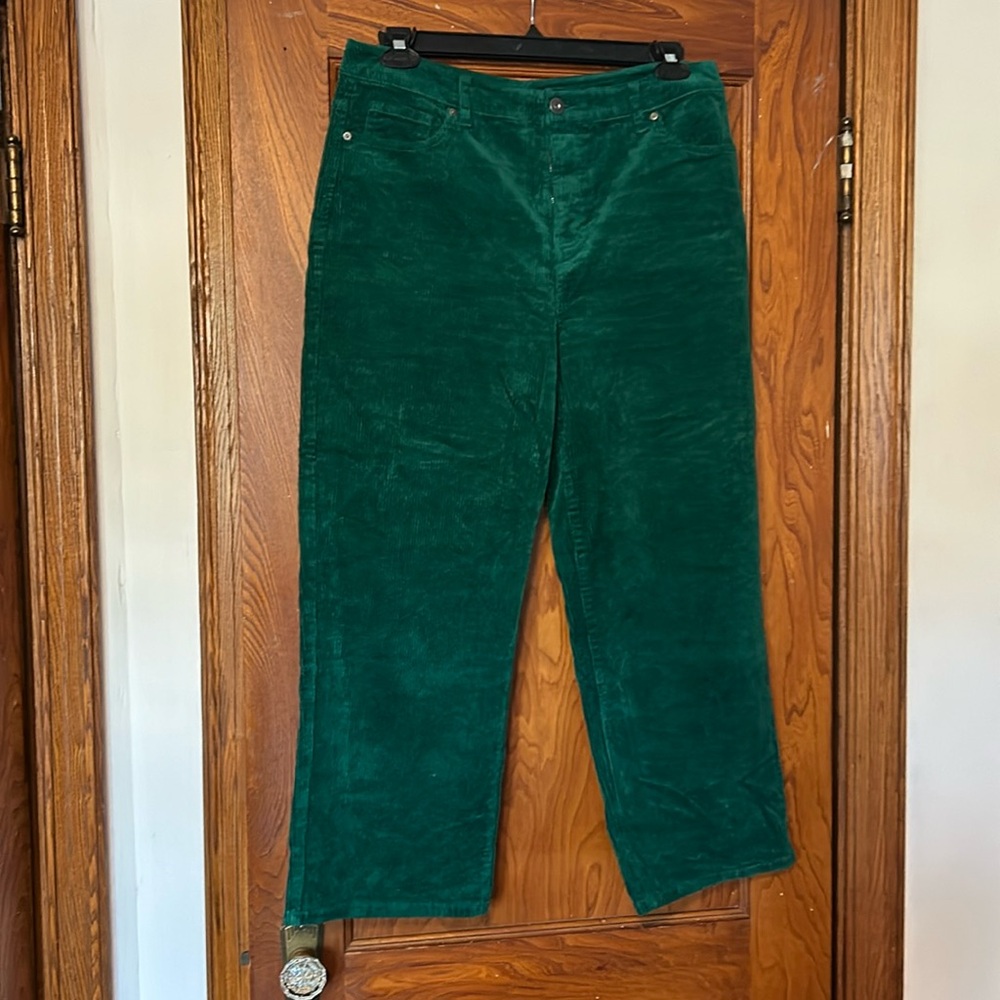 Corduroy cropped pants
